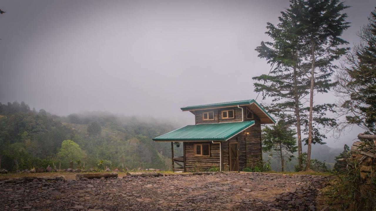 فيلا Estrellaفي Finca Las Huellas: Cabana Acogedora En La Montana المظهر الخارجي الصورة