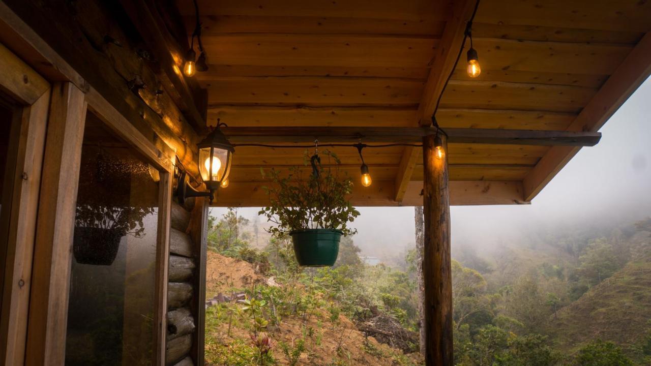 فيلا Estrellaفي Finca Las Huellas: Cabana Acogedora En La Montana المظهر الخارجي الصورة